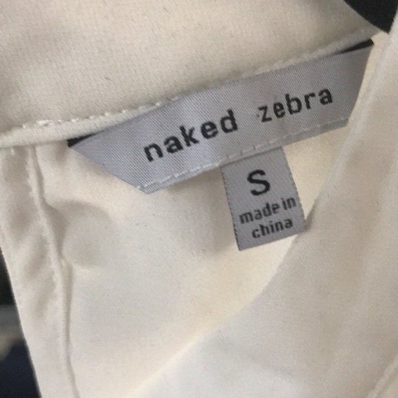 White blouse top with keyhole - Picture 4 of 4